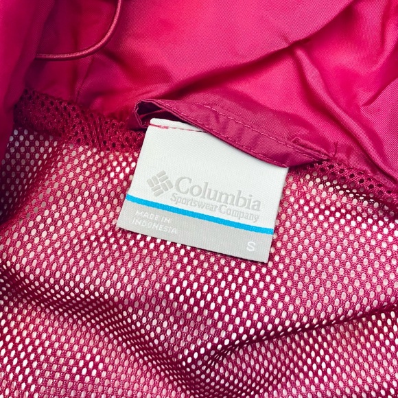 Small Columbia Women's Arcadia II Hooded Rain Jacket - Picture 4 of 4